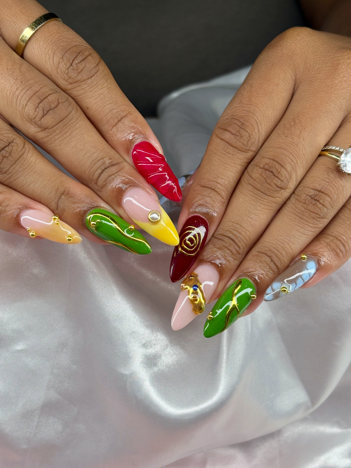 Summerville Nails and Lash logo